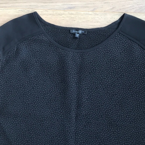 Black sleeveless tank - Picture 2 of 2